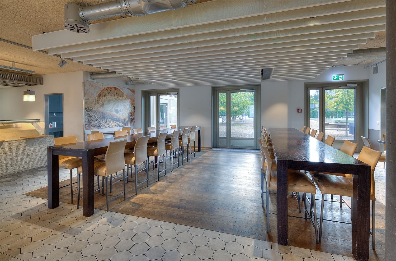 242m² commerciale