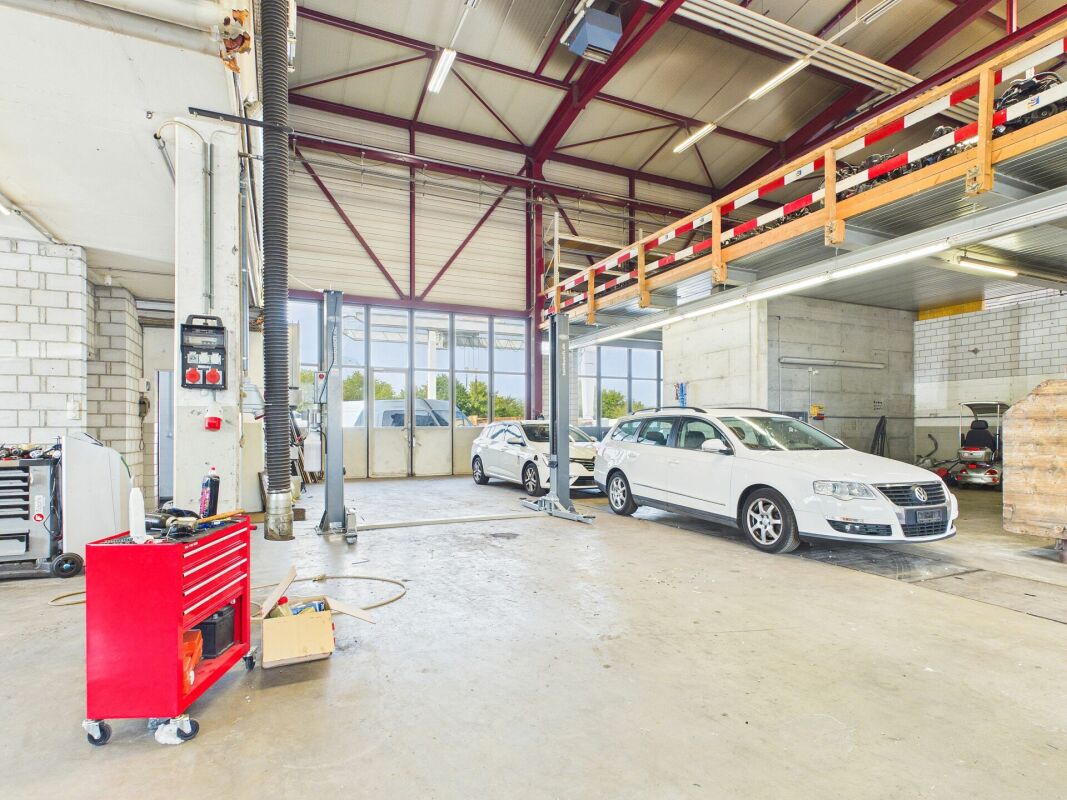 Officina di 350m²