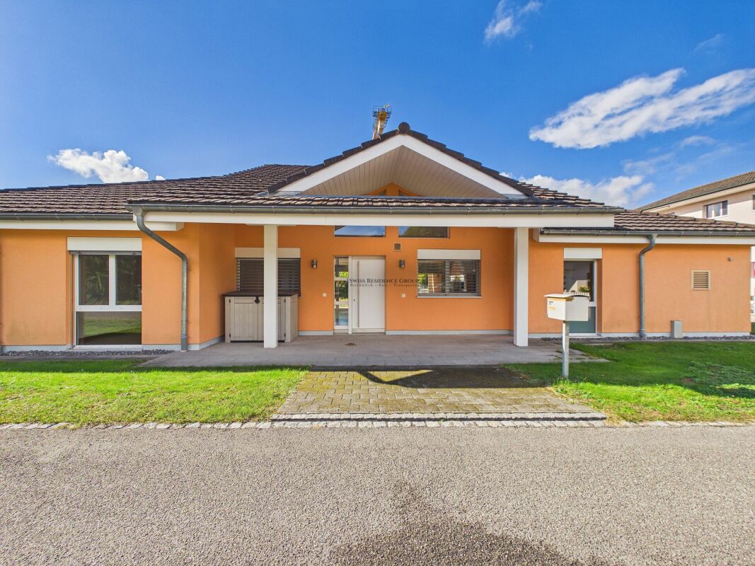 Casa singola di 5 locali, foto 1 di 10