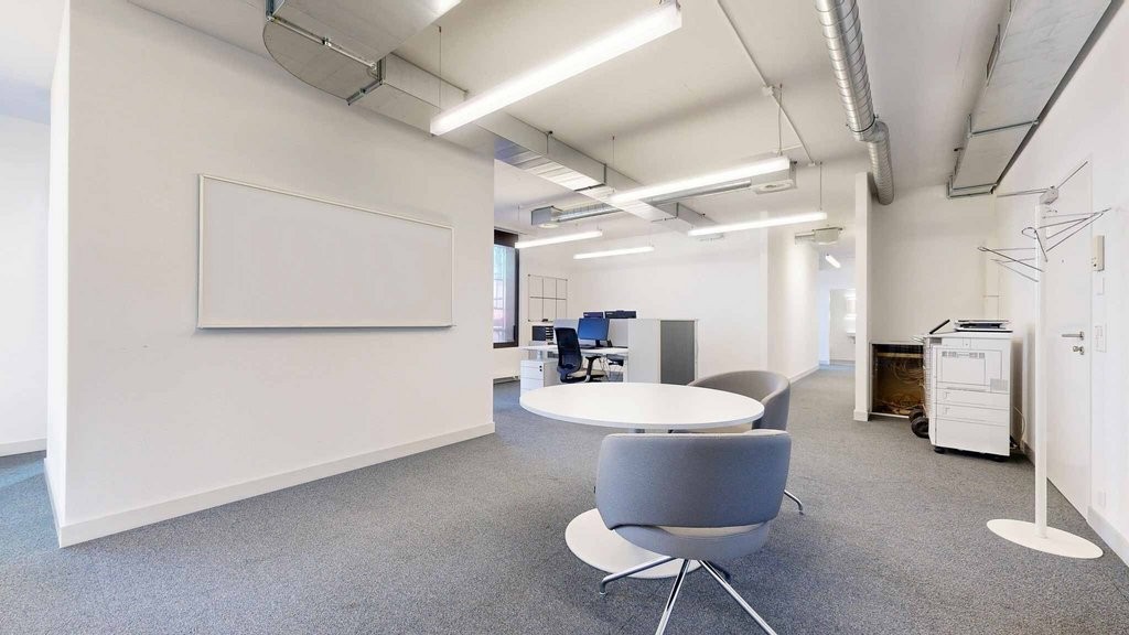 144m² de bureaux