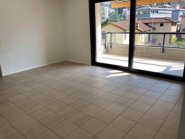 2 ½ rooms apartment, foto 2 di 5