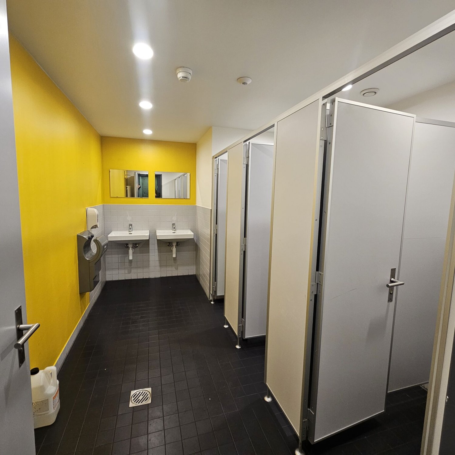 Ristorante di 250m²