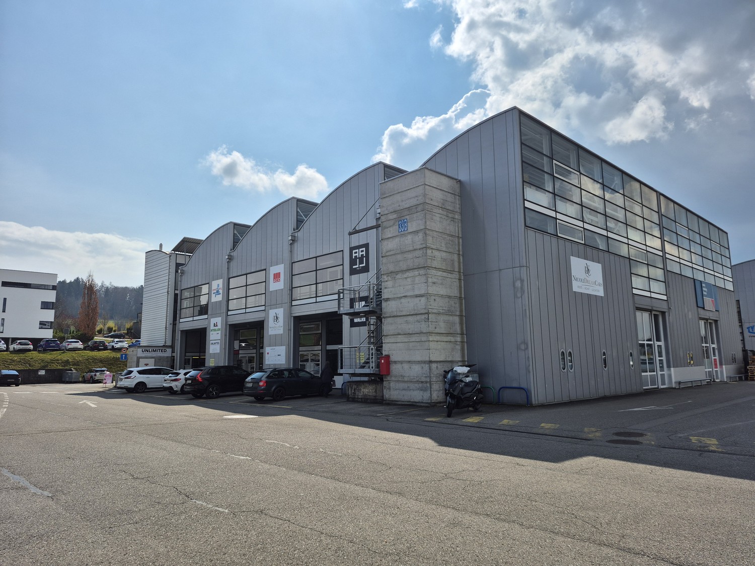 376m² Büro