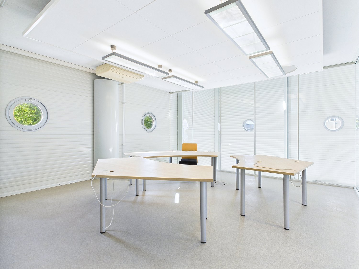 144m² oggetto industriale