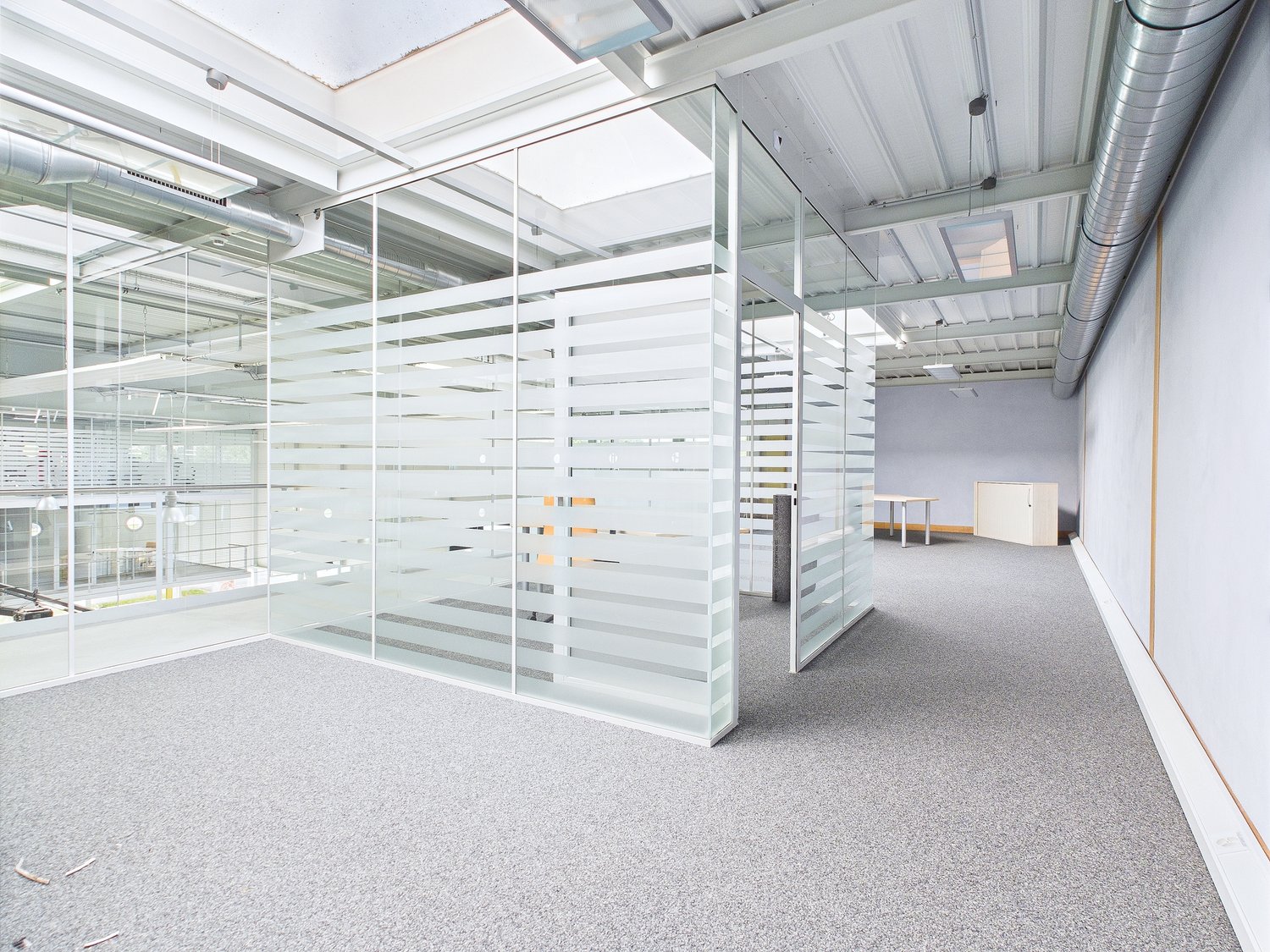 144m² oggetto industriale