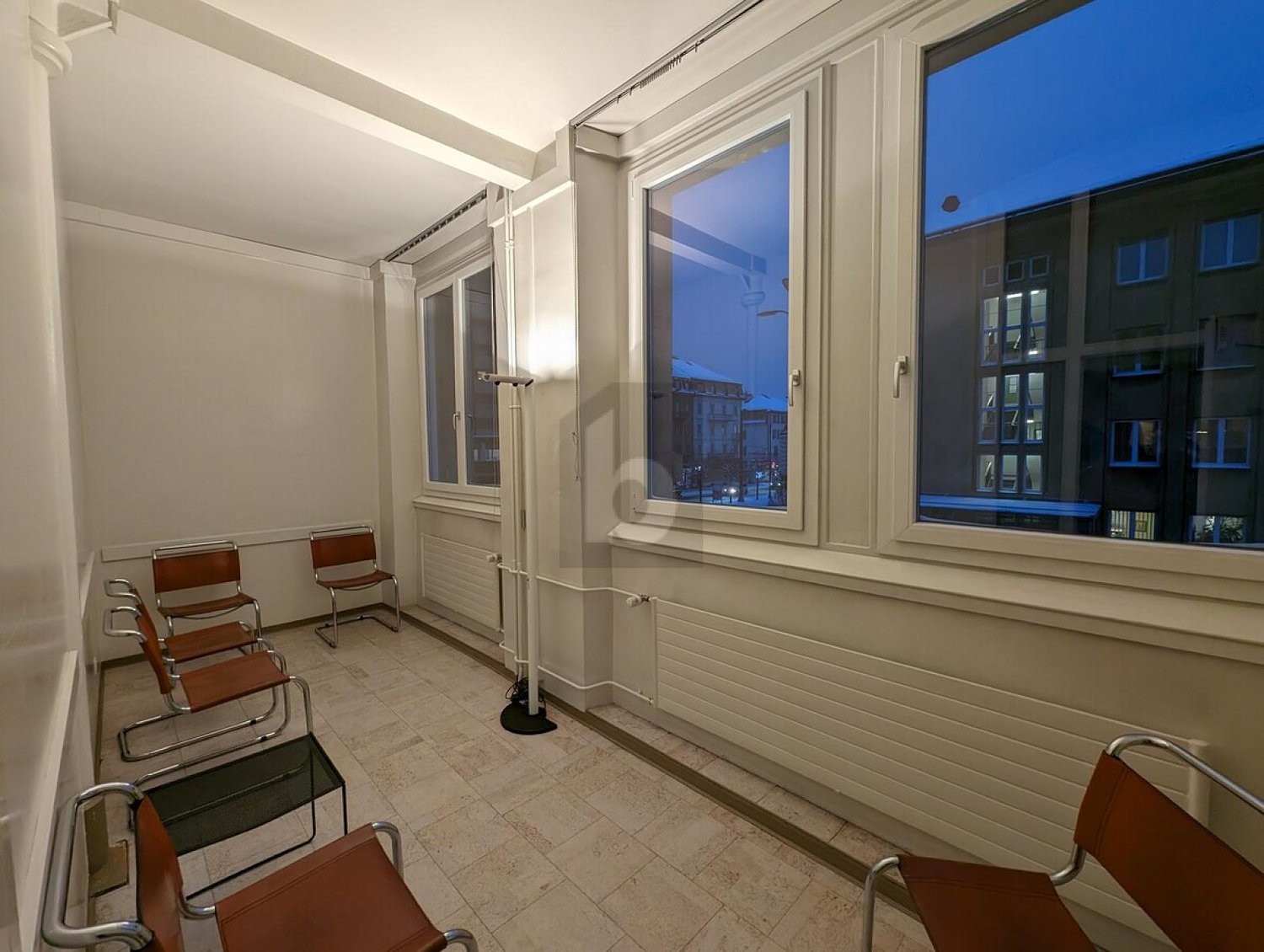 145m² ufficio