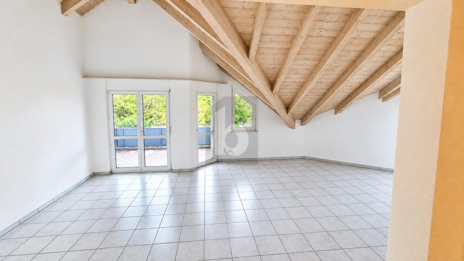 Attico di 2 ½ locali, foto 2 di 4