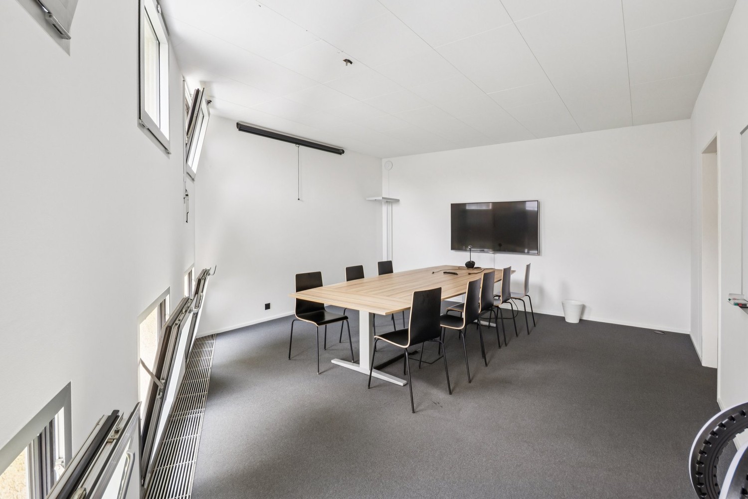 451m² ufficio