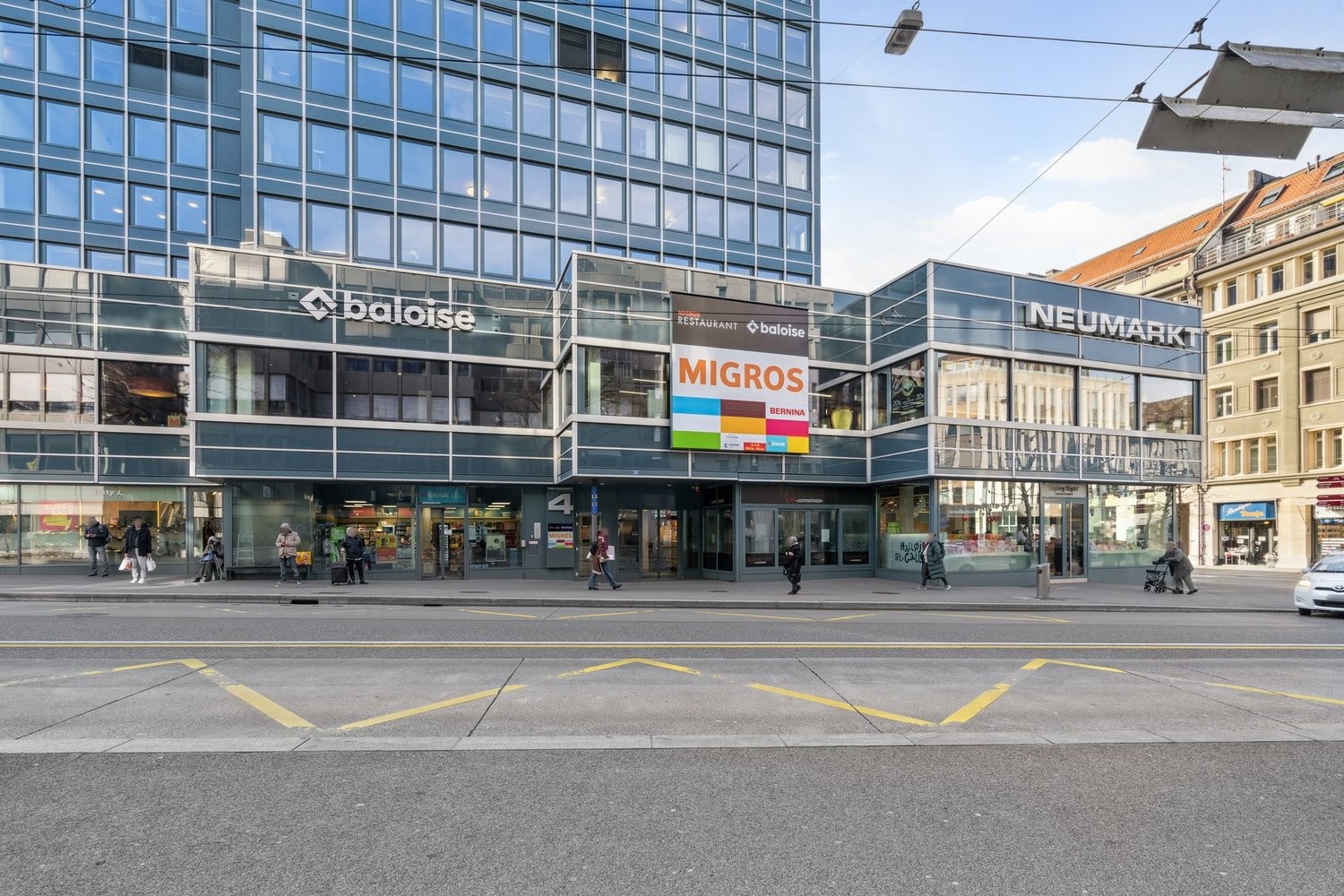 negozio di 103m²