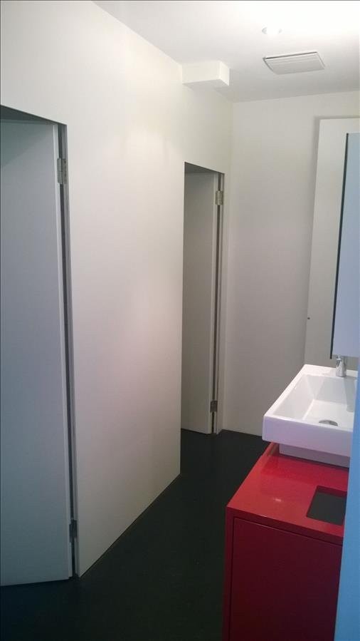139m² commercial, foto 3 di 4