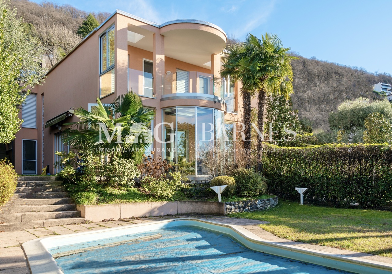 Villa con piscina e vista lago 5 ½ locali