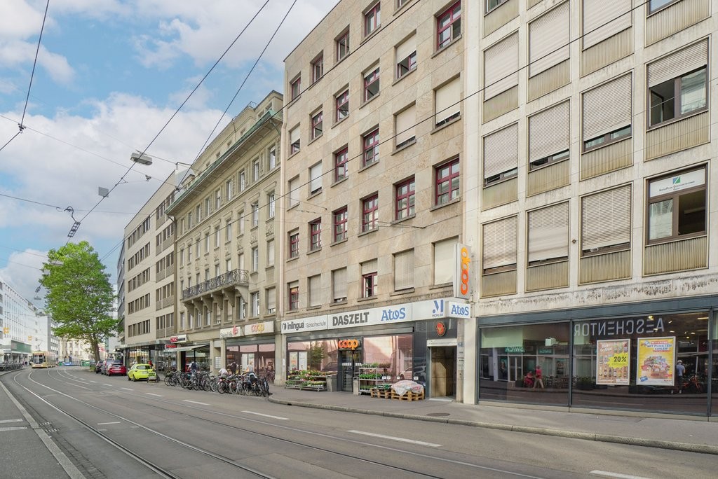 150m² office