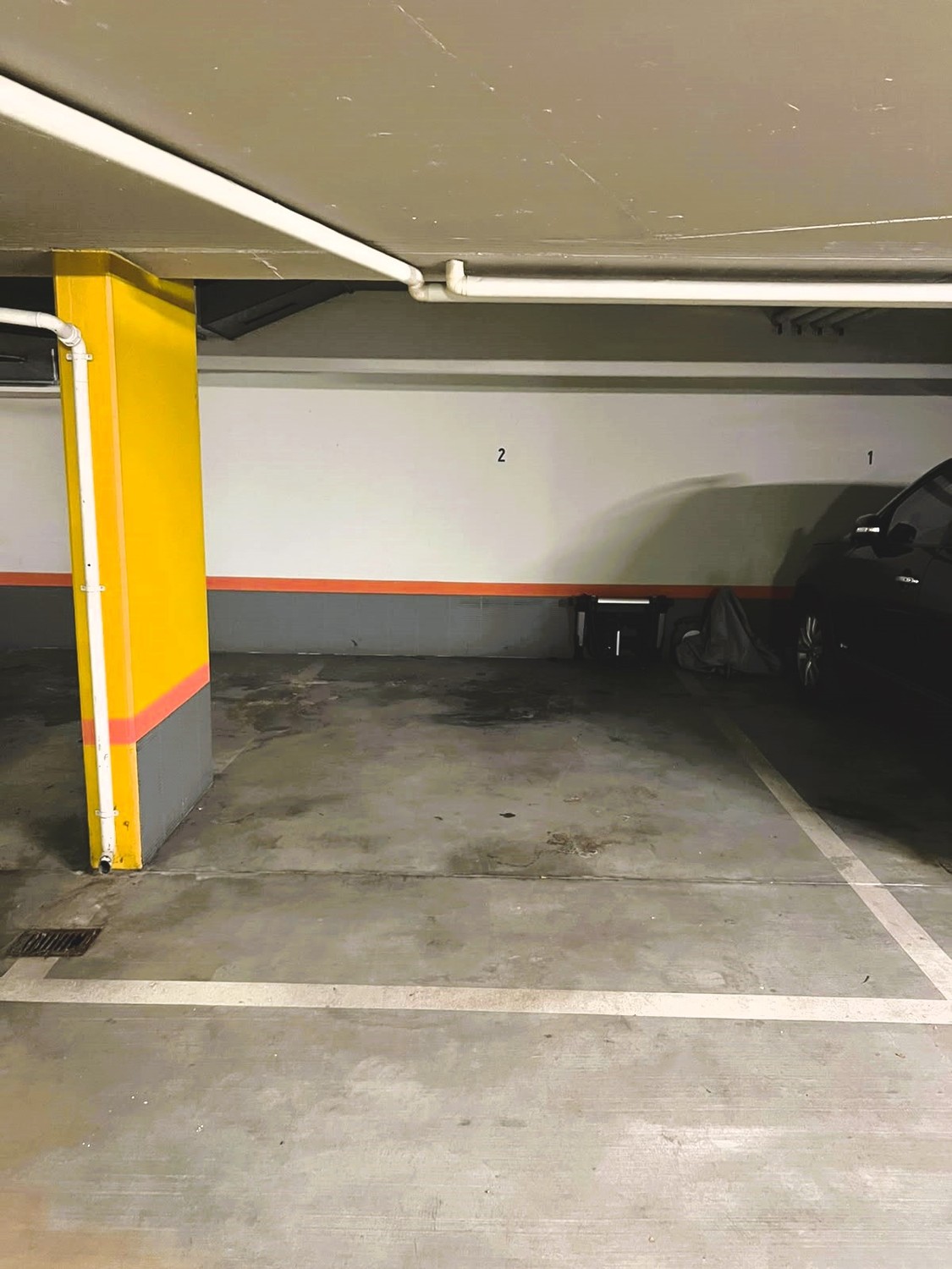 Posto auto sotterraneo di 14m²