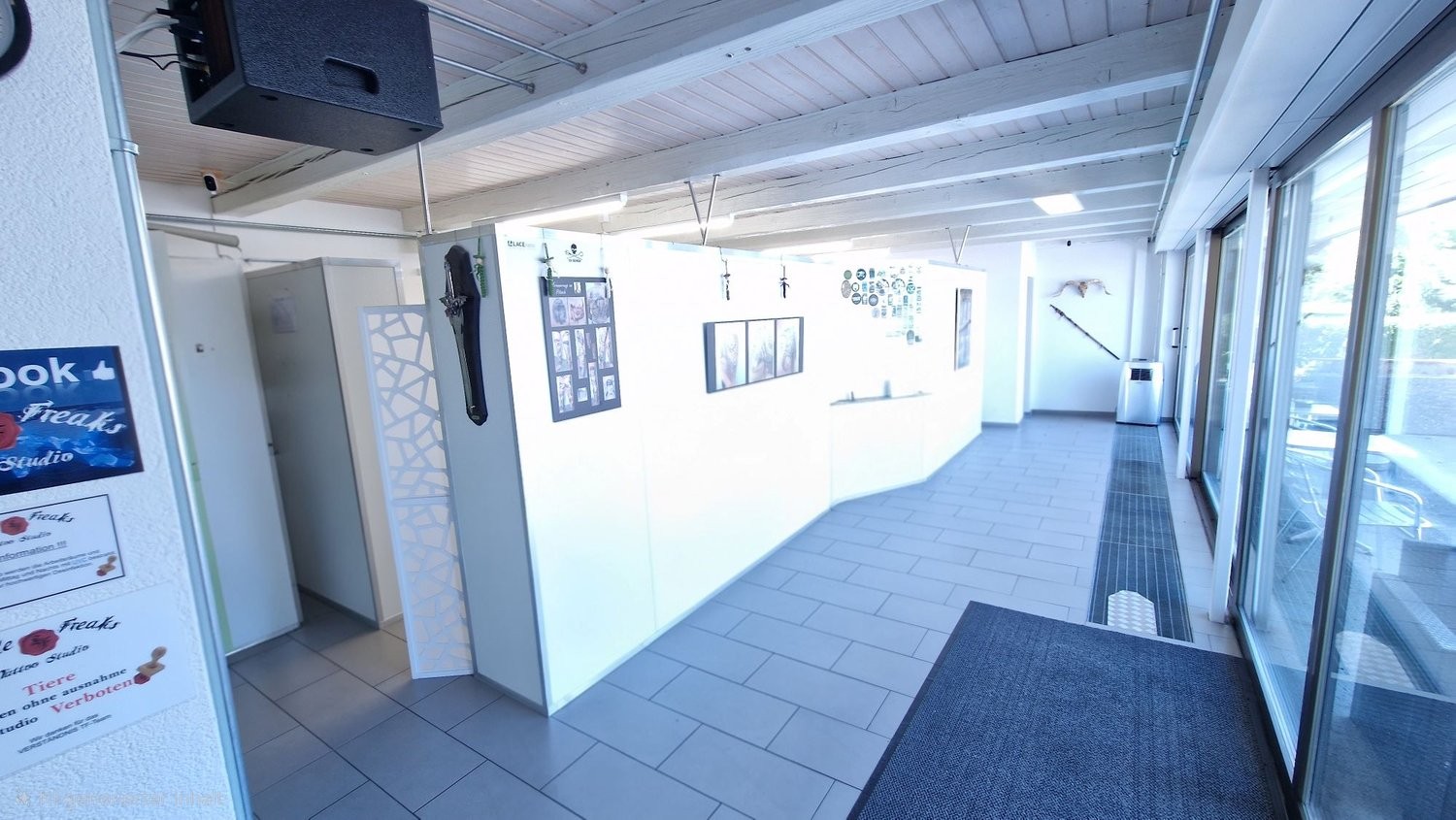 256m² commerciale