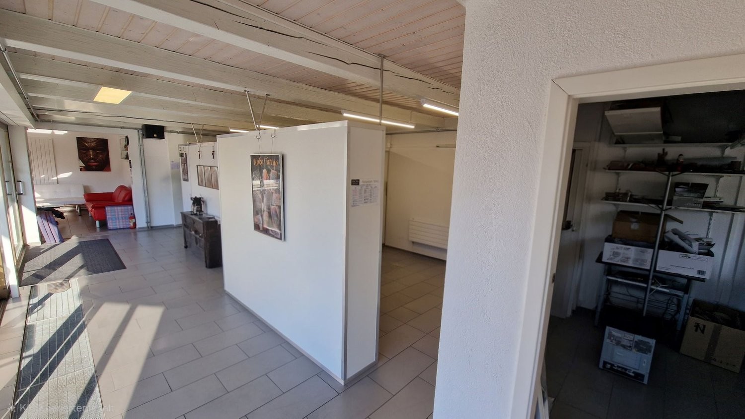 256m² commerciale