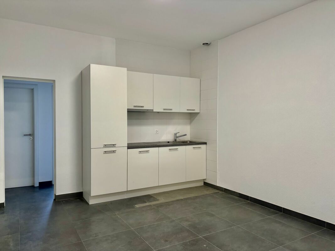 625m² ufficio