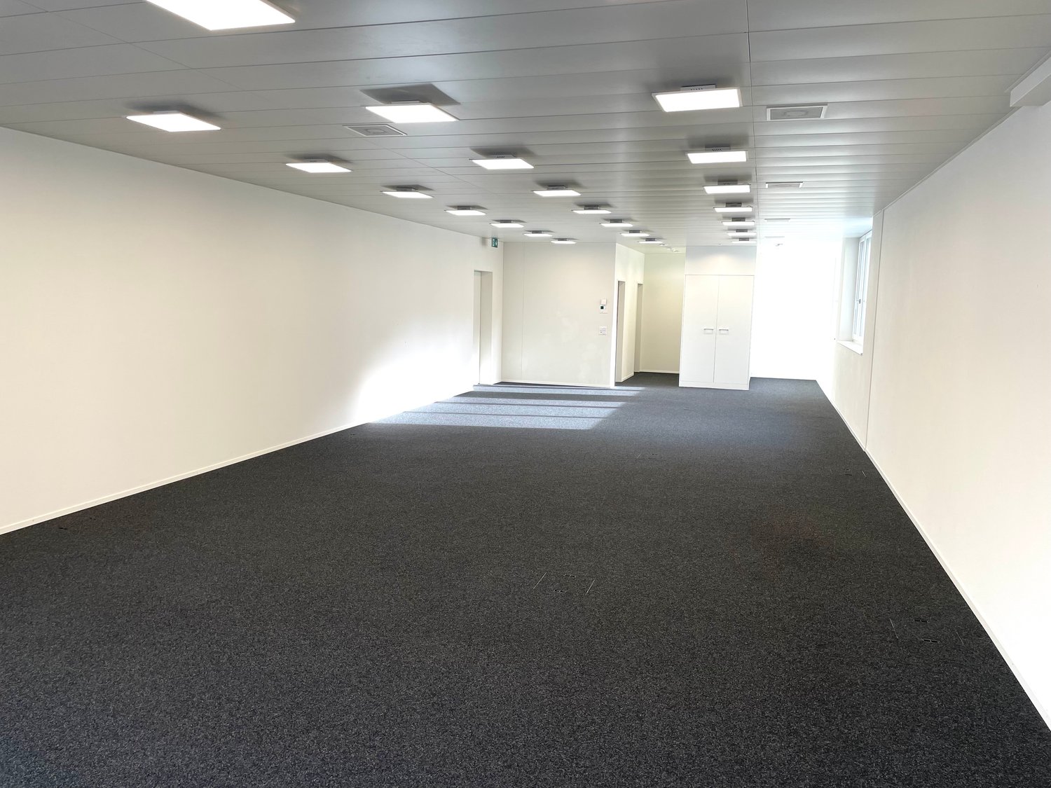 negozio di 106m²