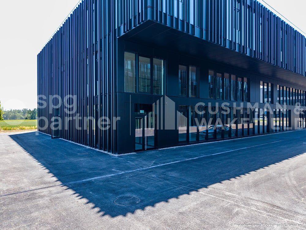 3155m² commerciale