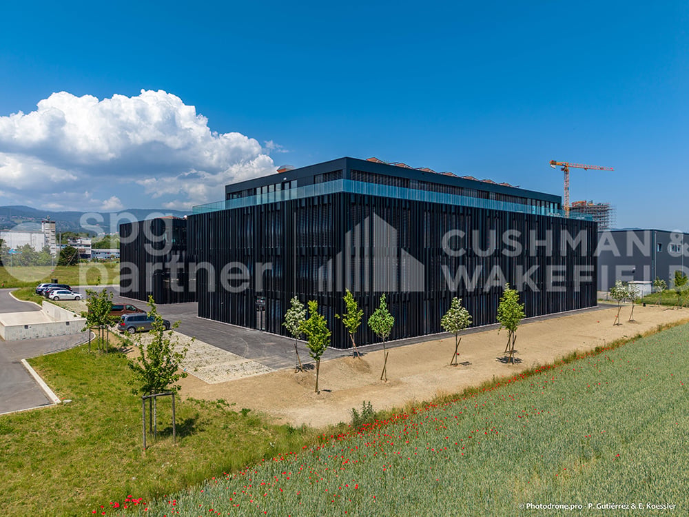 3155m² commerciale