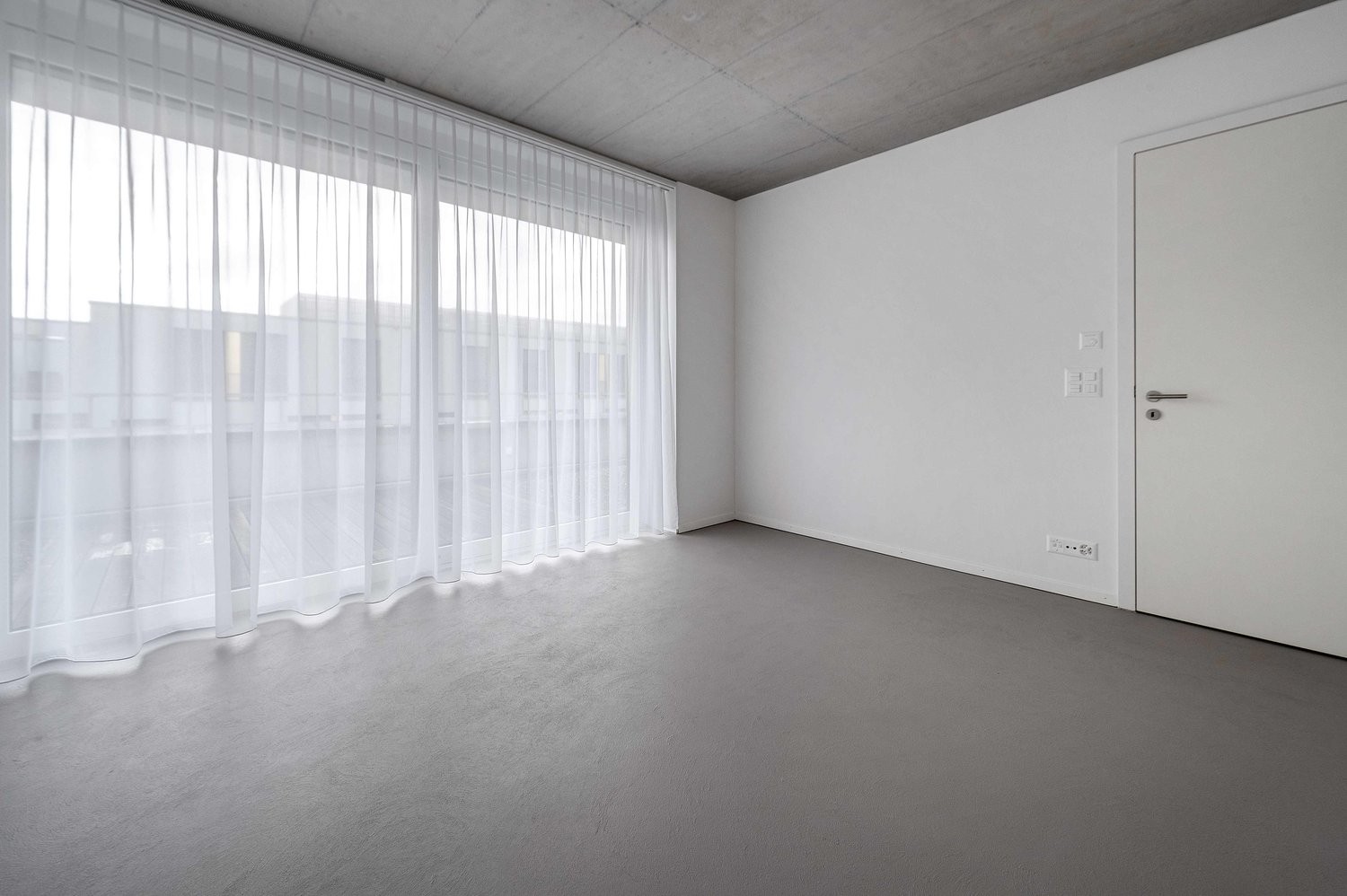 Appartamento mansardato di 2 ½ locali, foto 4 di 10