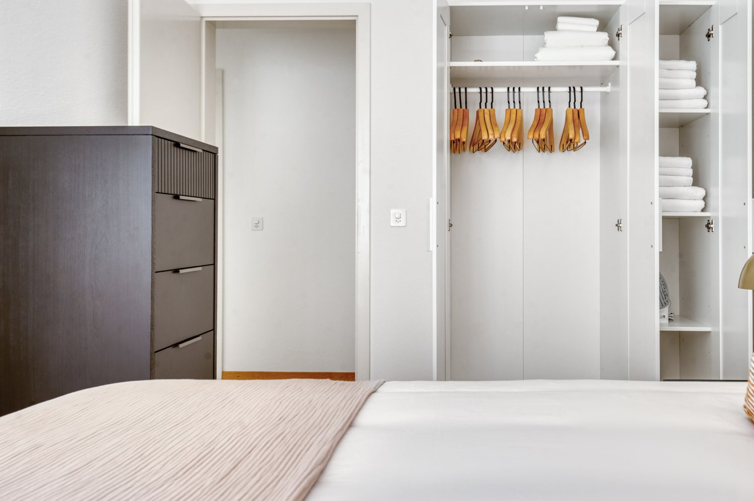 2 ½ rooms furnished flat, foto 10 di 10
