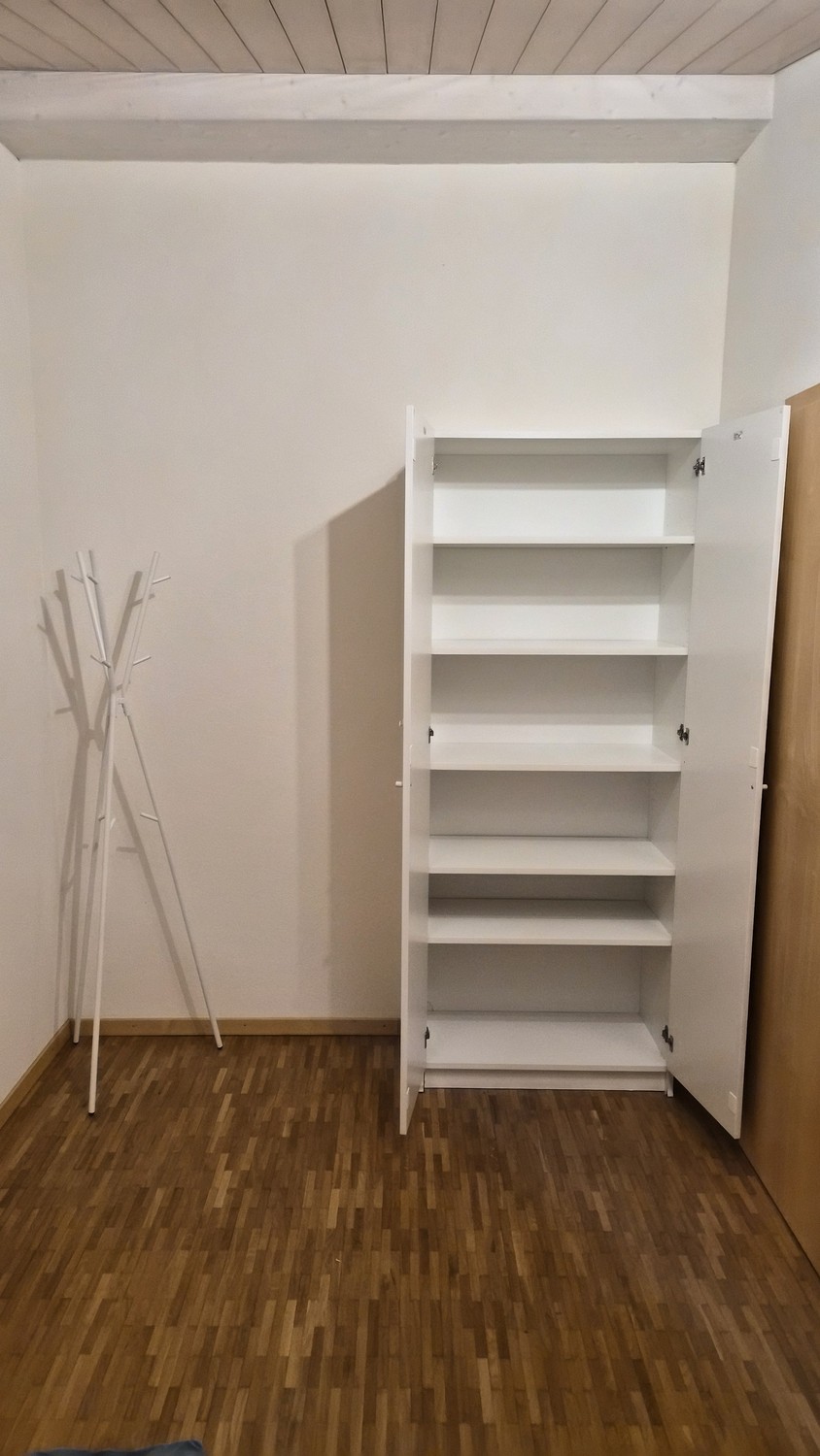 Stanza in un appartamento condiviso, foto 1 di 5