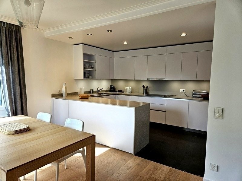 4 rooms furnished flat