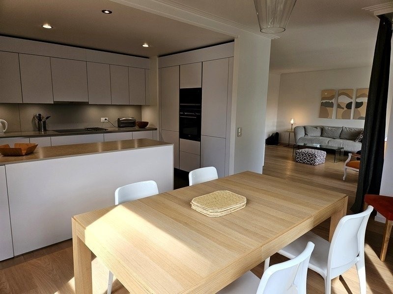 4 rooms furnished flat