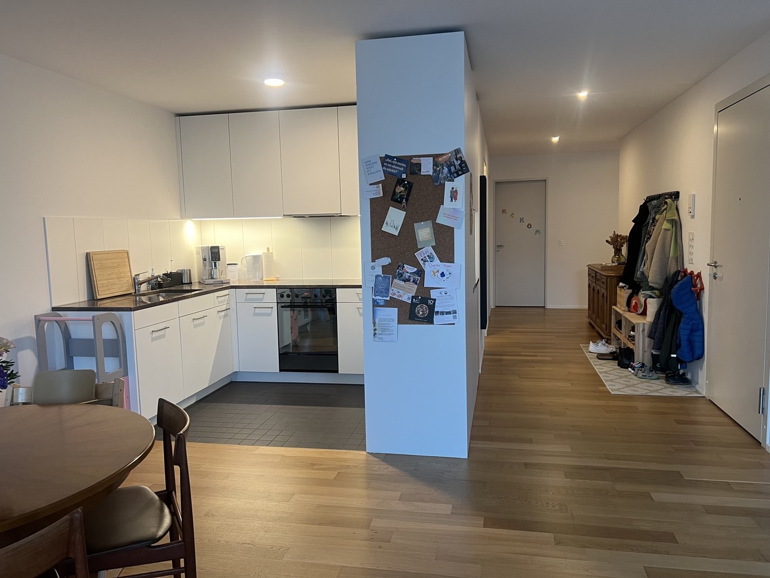 Appartamento arredato di 4 ½ locali, foto 3 di 10