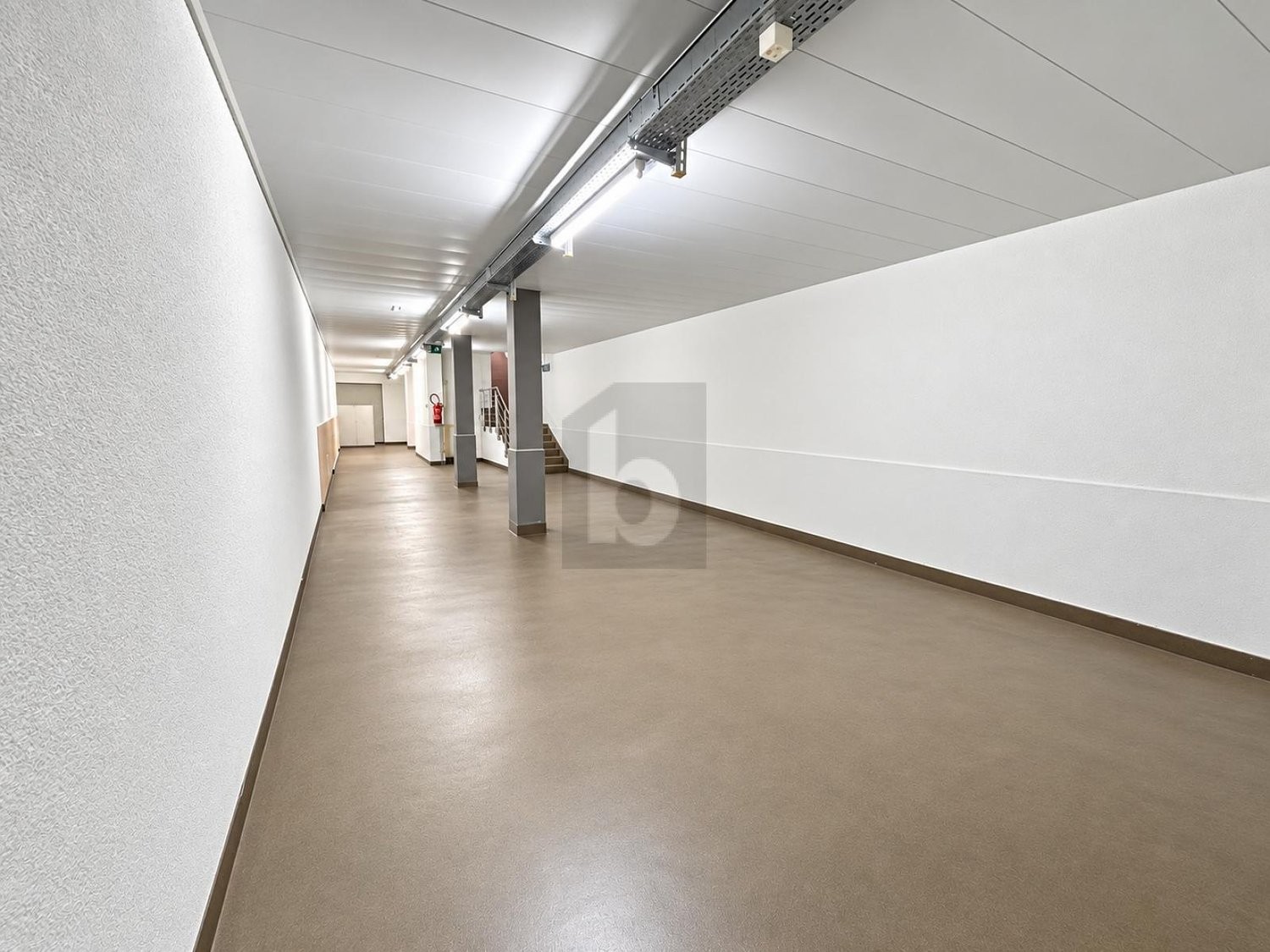 Deposito di 120m²