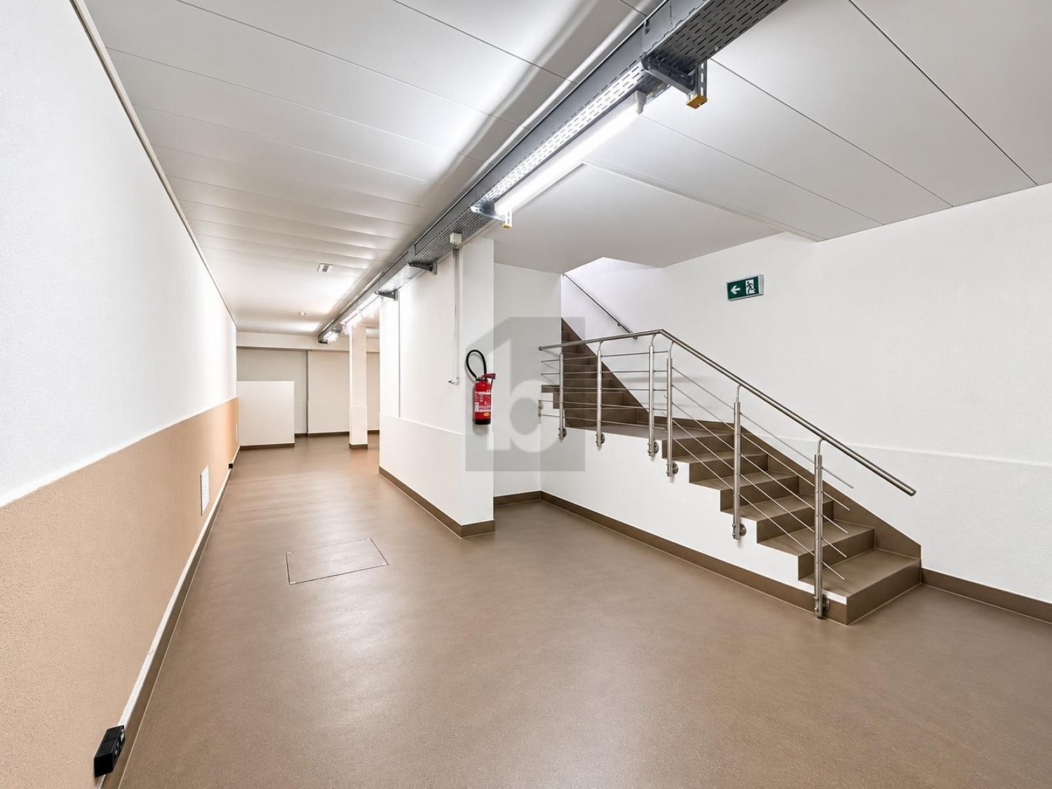 Deposito di 120m²