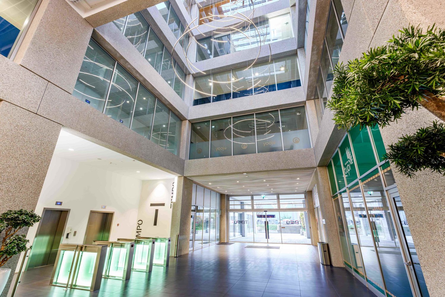 382m² ufficio