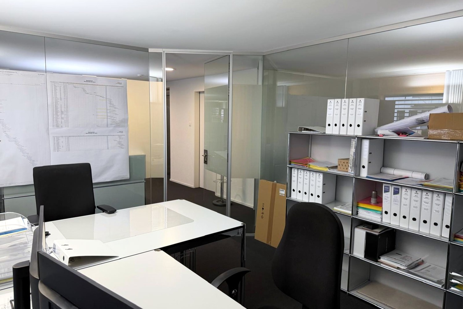 412-585m² ufficio