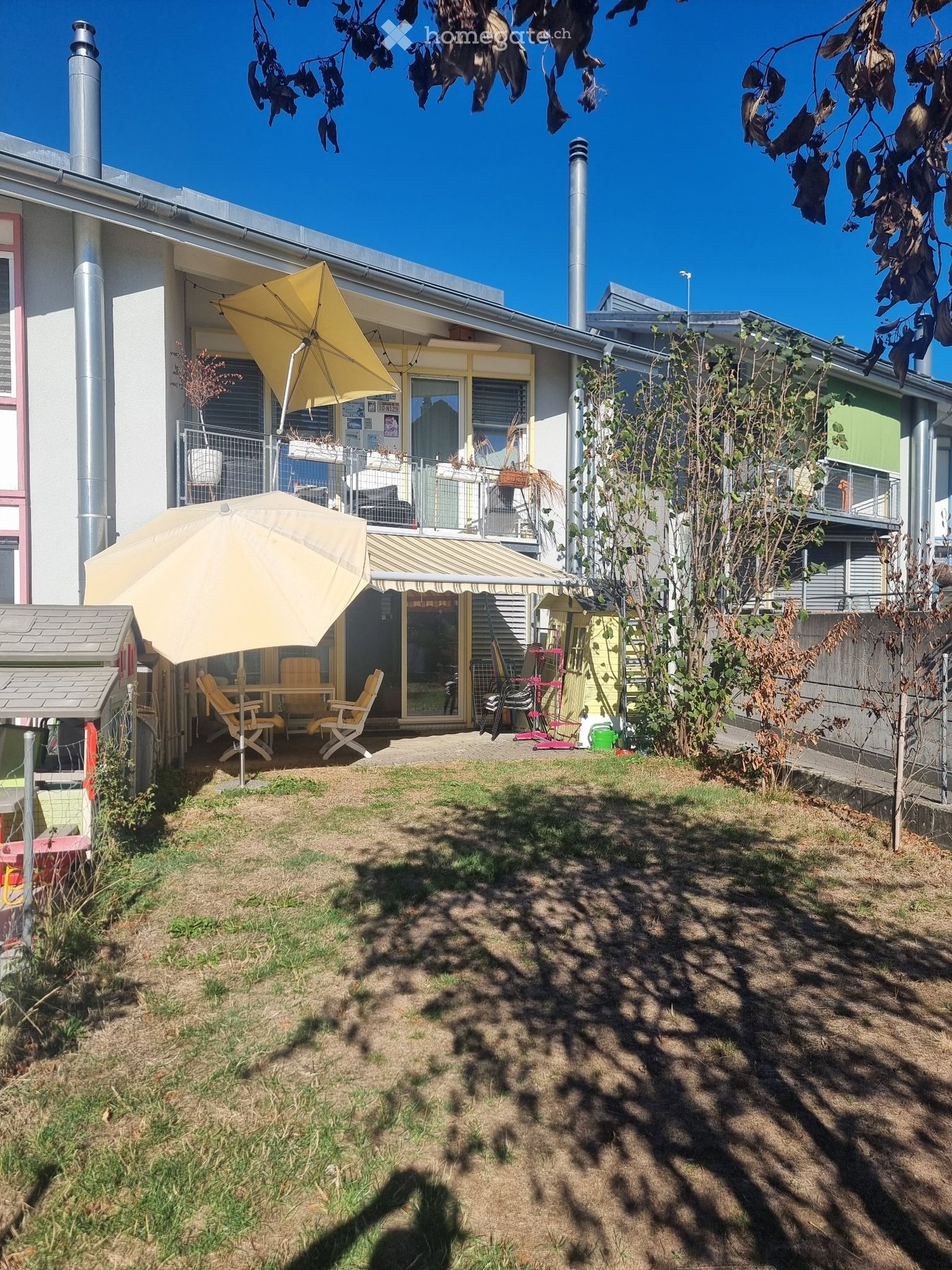 Casa unifamiliare di 6 ½ locali, foto 2 di 5