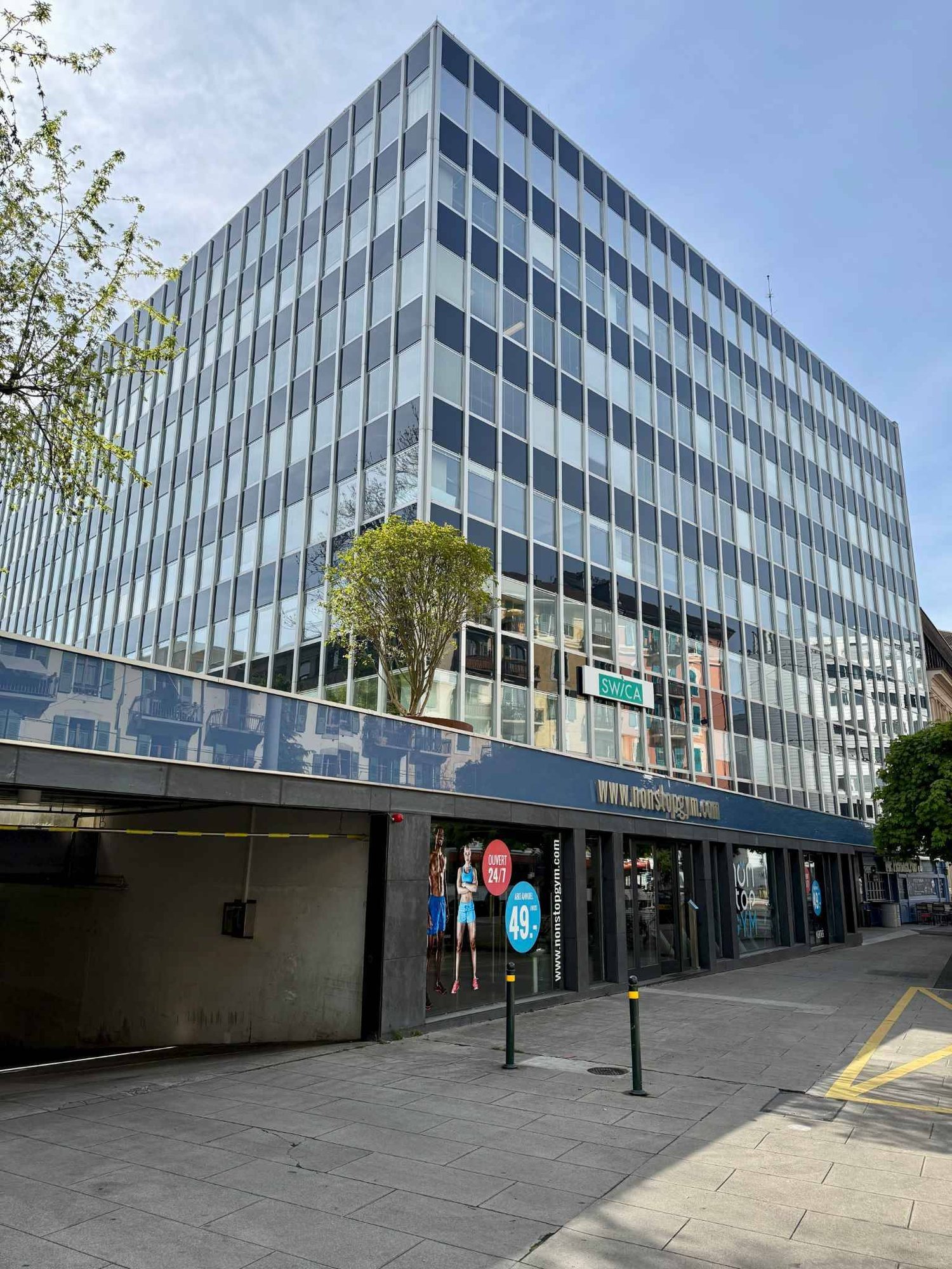 164m² office