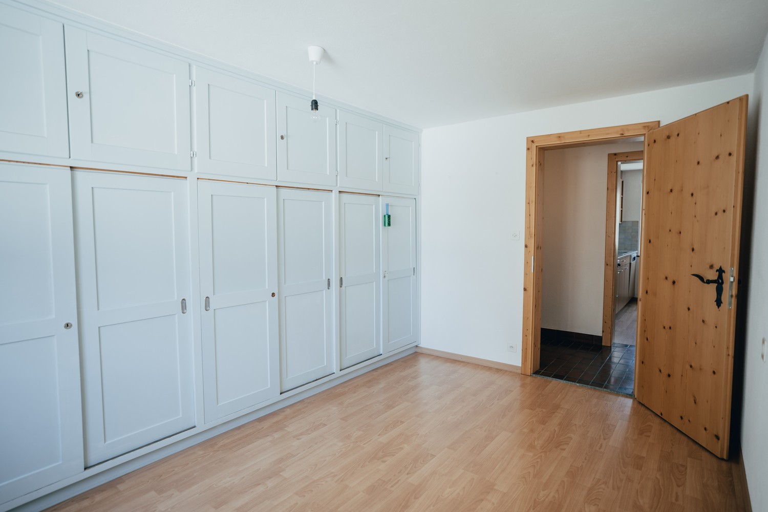 Appartamento di 5 locali, foto 6 di 9