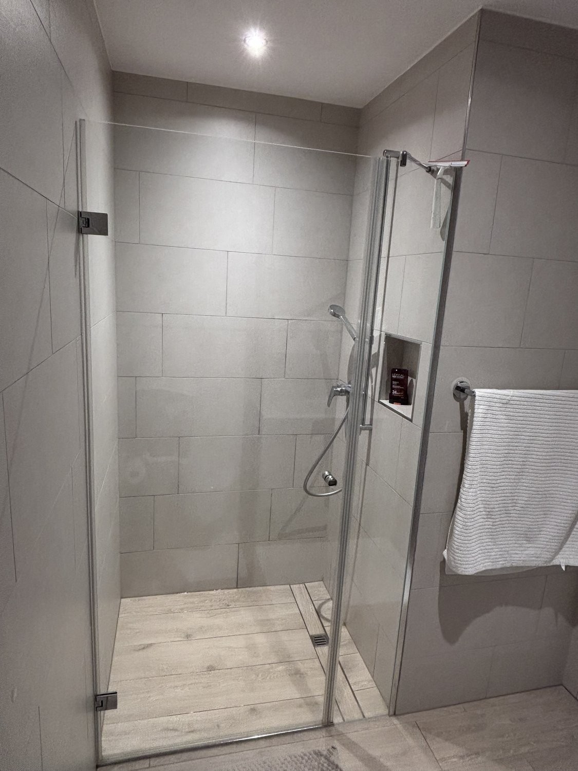 appartamento arredato di 1 ½ locali, foto 6 di 10