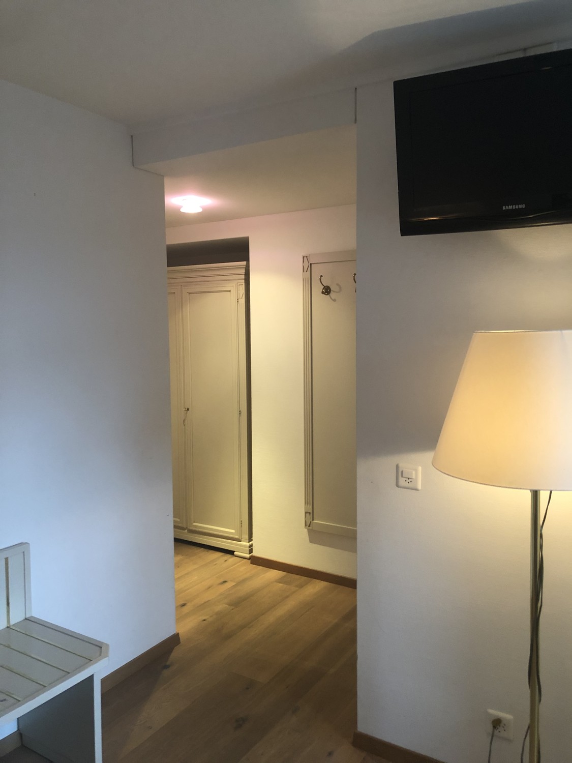 Chambre dans un appartement partagé