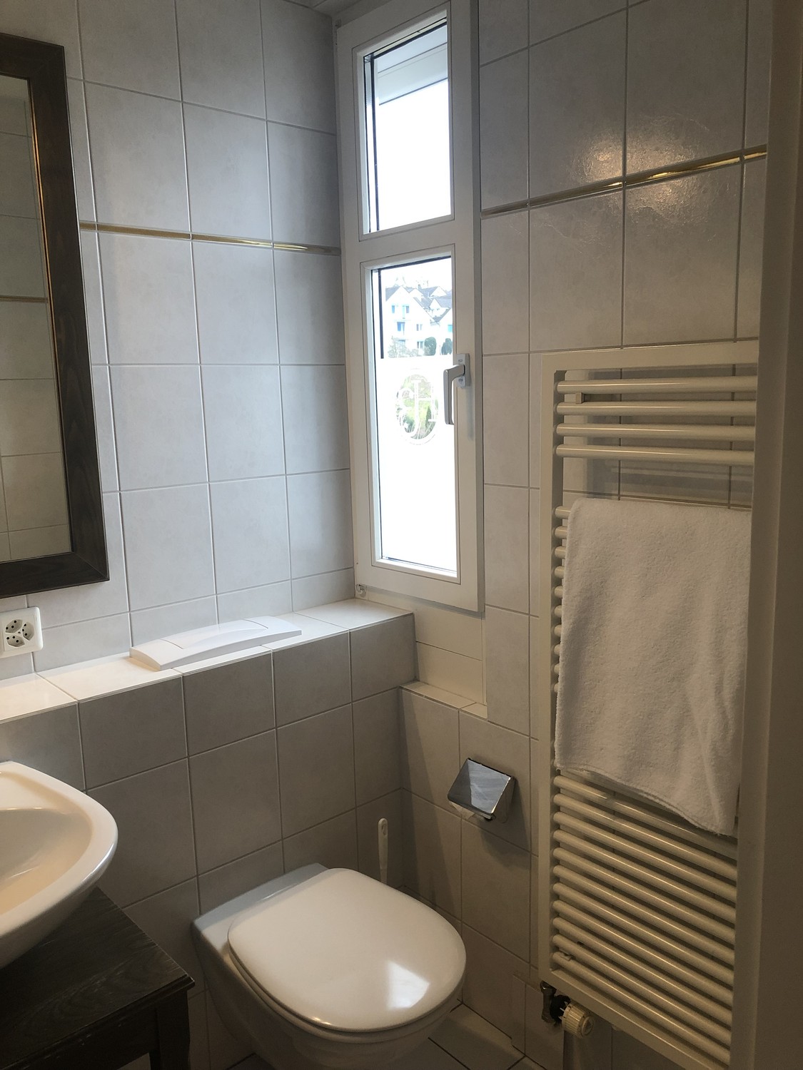 Chambre dans un appartement partagé