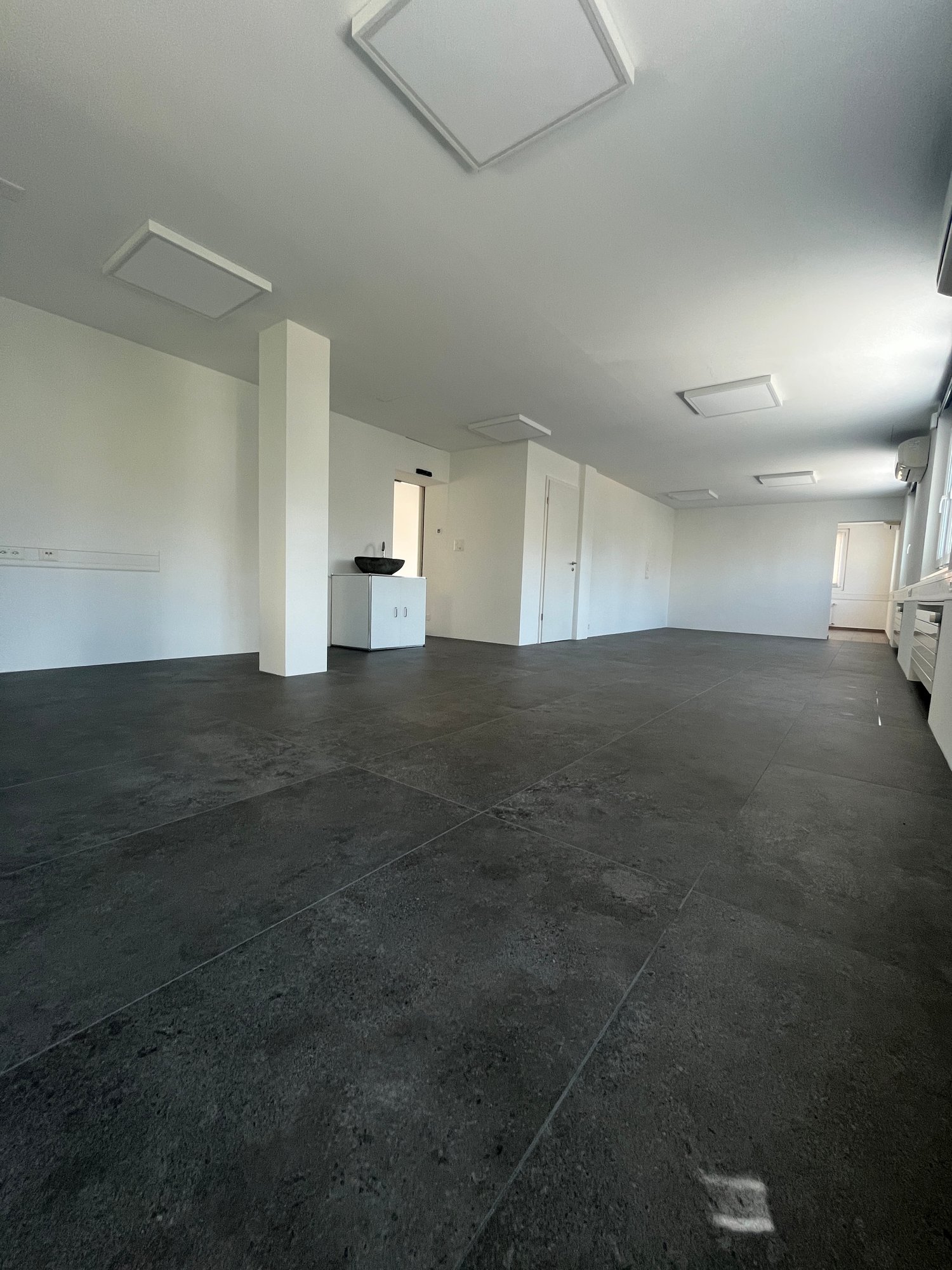 170m² commerciale