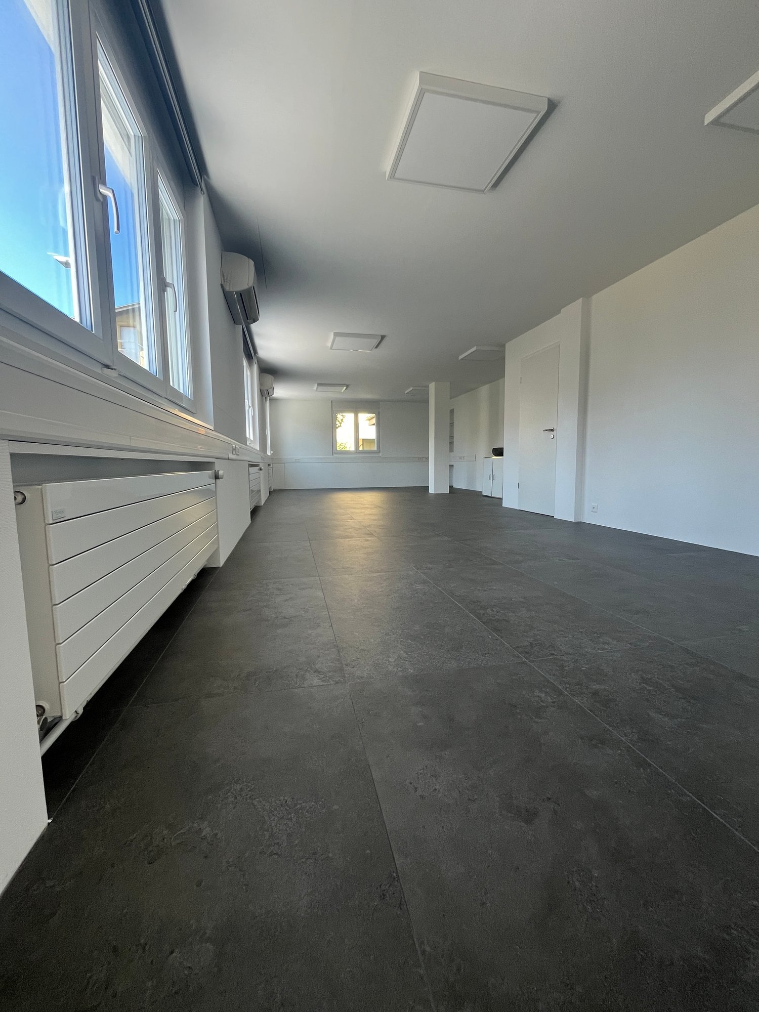 170m² commerciale