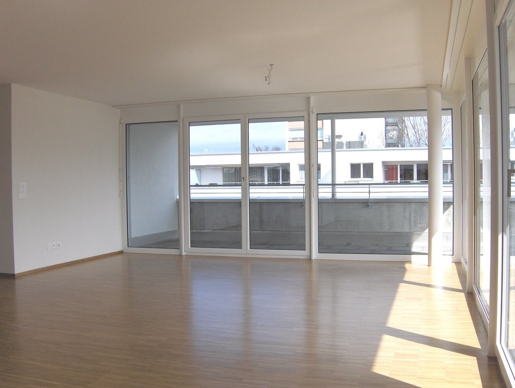Appartamento mansardato di 2 ½ locali, foto 3 di 10