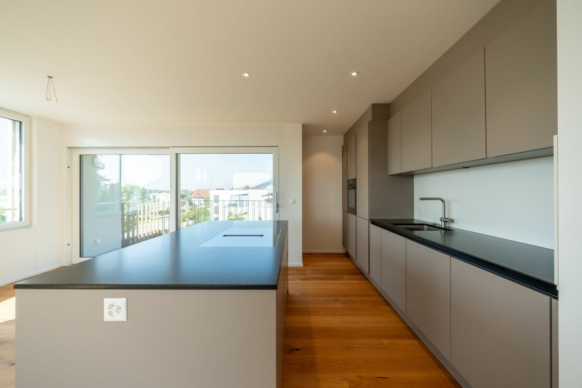 Appartamento mansardato di 4 ½ locali, foto 2 di 7
