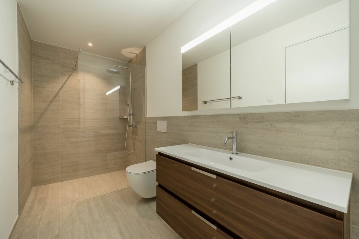 Appartamento mansardato di 4 ½ locali, foto 3 di 7