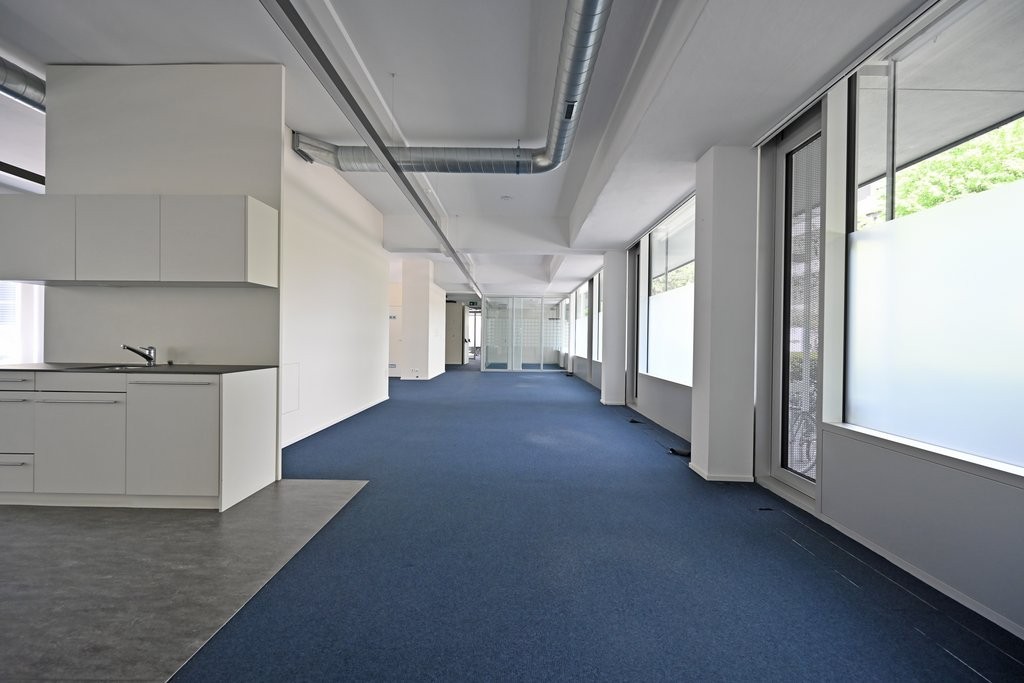Bureau de 242m²