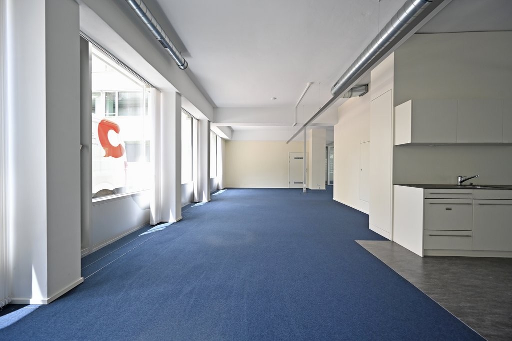 Bureau de 242m²