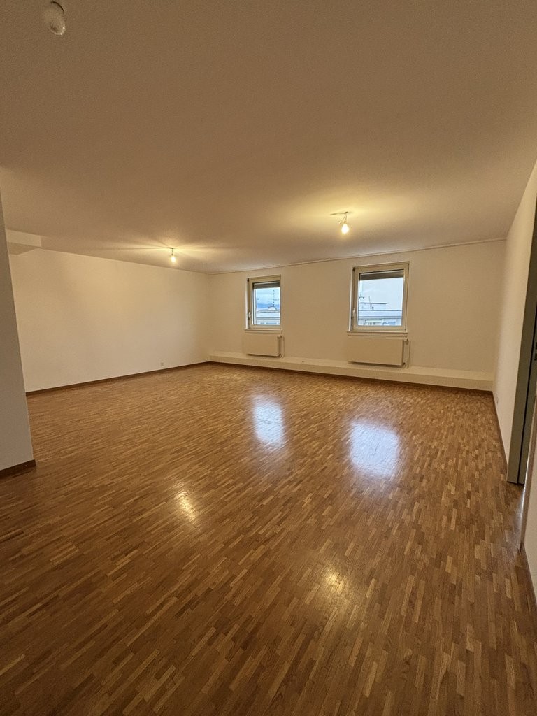 2 rooms apartment, foto 1 di 8