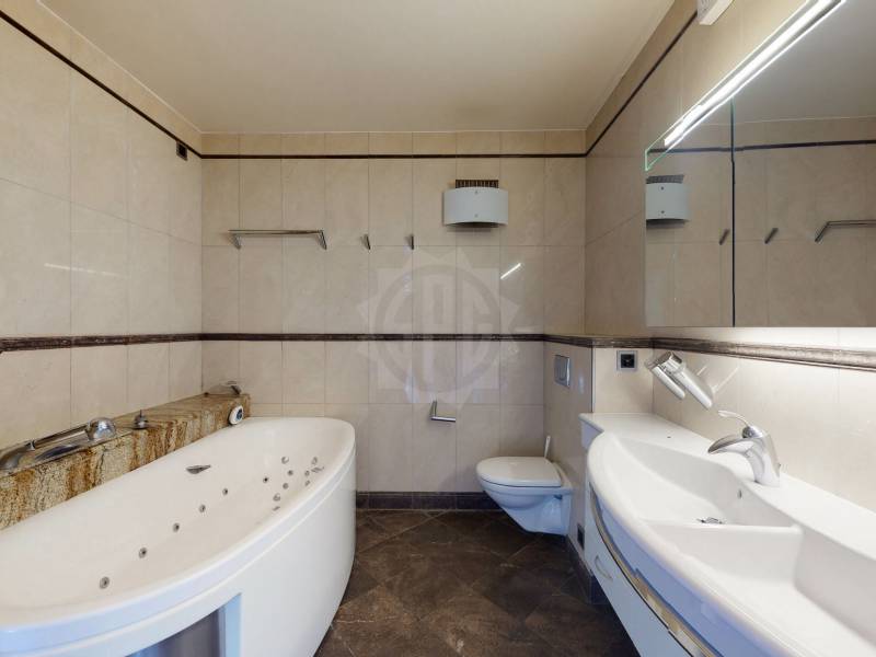 Appartamento di 5 ½ locali, foto 7 di 10