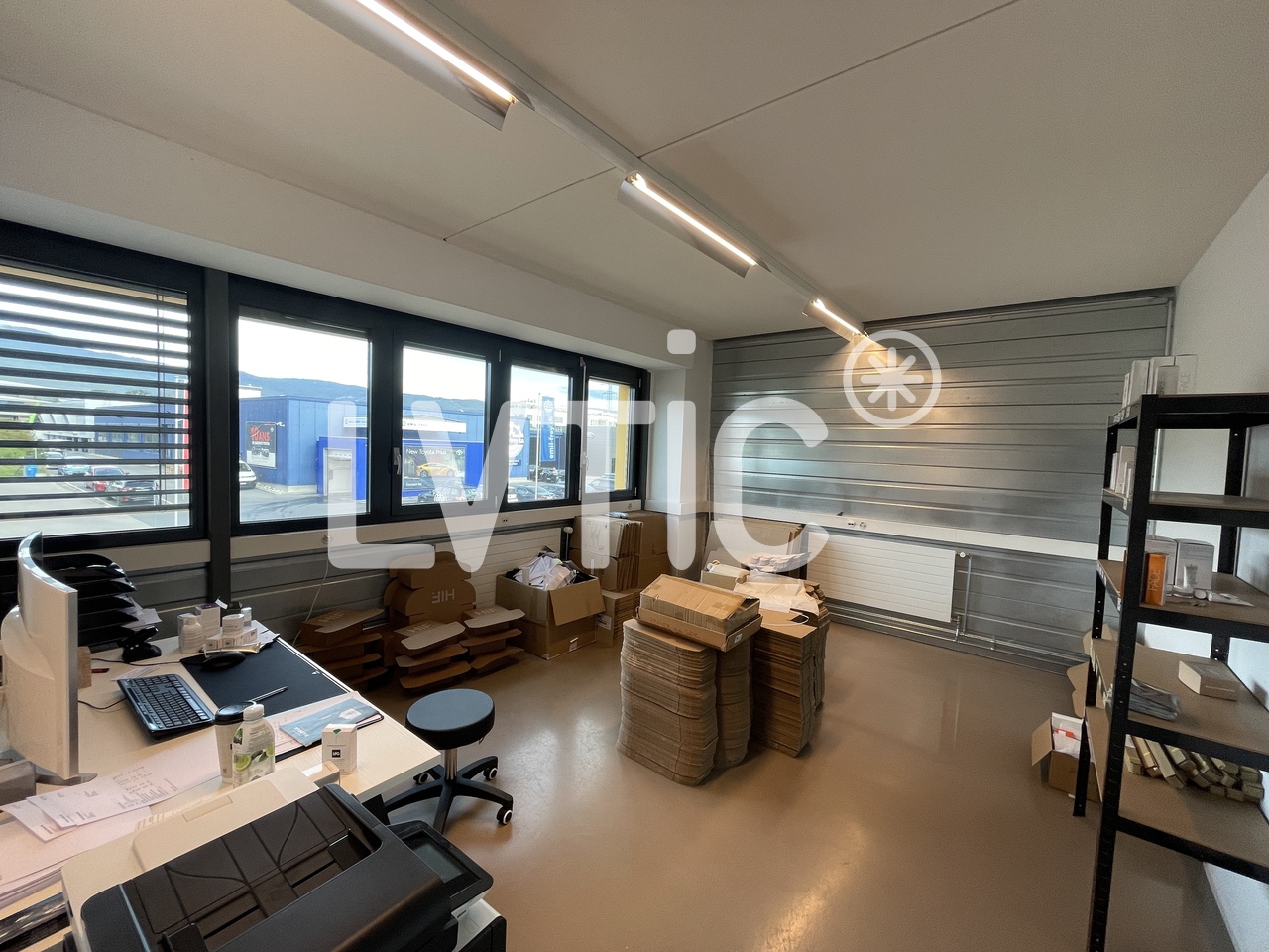 330m² ufficio