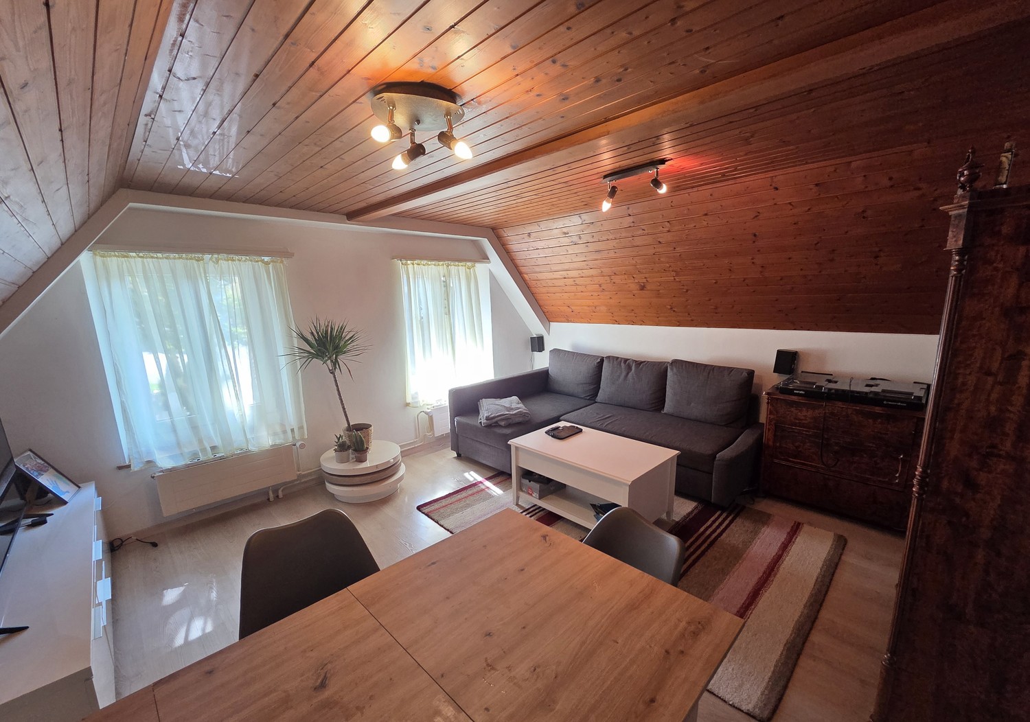Appartamento di 4 ½ locali, foto 2 di 6